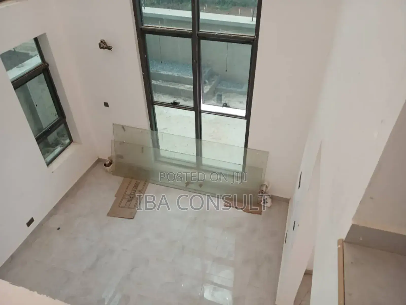 4bdrm House in Amrahia Adenta for sale