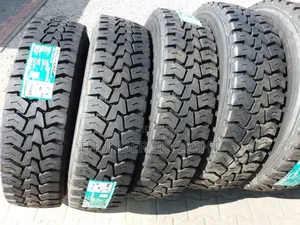 13r22.5 All Terrain Rough Tire Longmarch Lm328