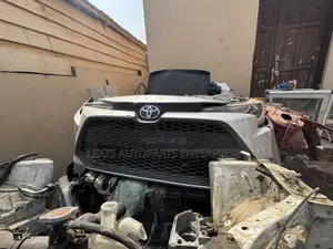 TOYOTA COROLLA 2020-2023 Frontcut