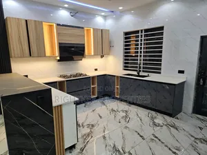 4bdrm House in Rightkey, Kumasi Metropolitan for sale