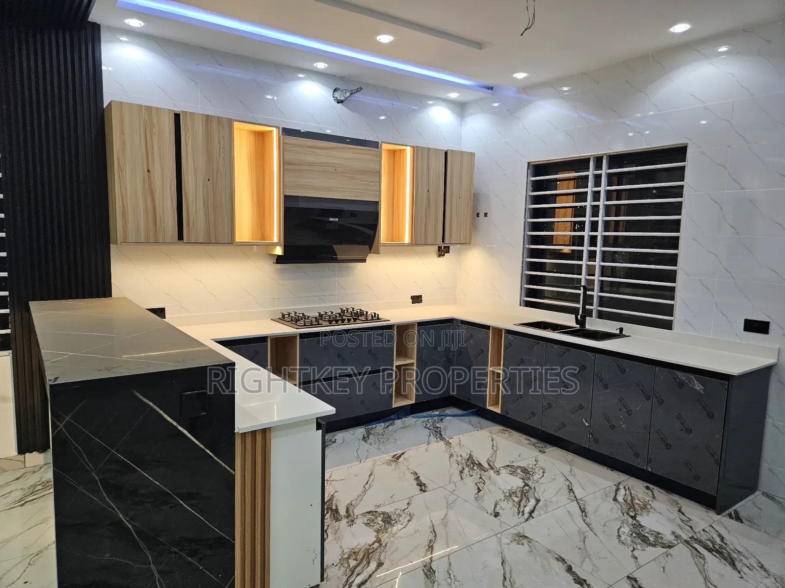 4bdrm House in Rightkey, Kumasi Metropolitan for sale