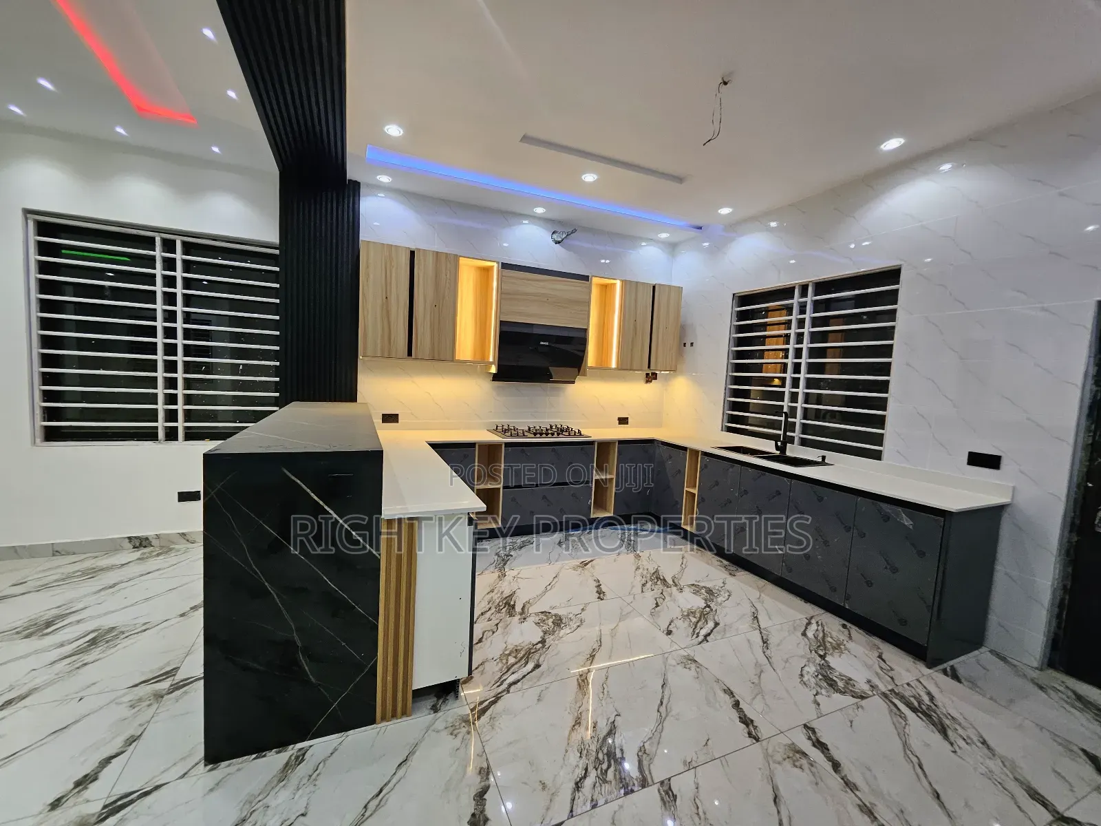 4bdrm House in Rightkey, Kumasi Metropolitan for sale