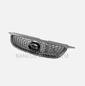 Toyota Corolla 2003-2008 Top Grille