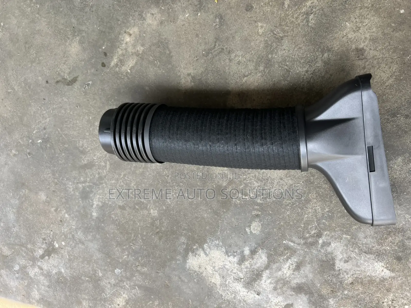 C250 204 Air Intake Hose - Fan Shroud To Air Filter Housing