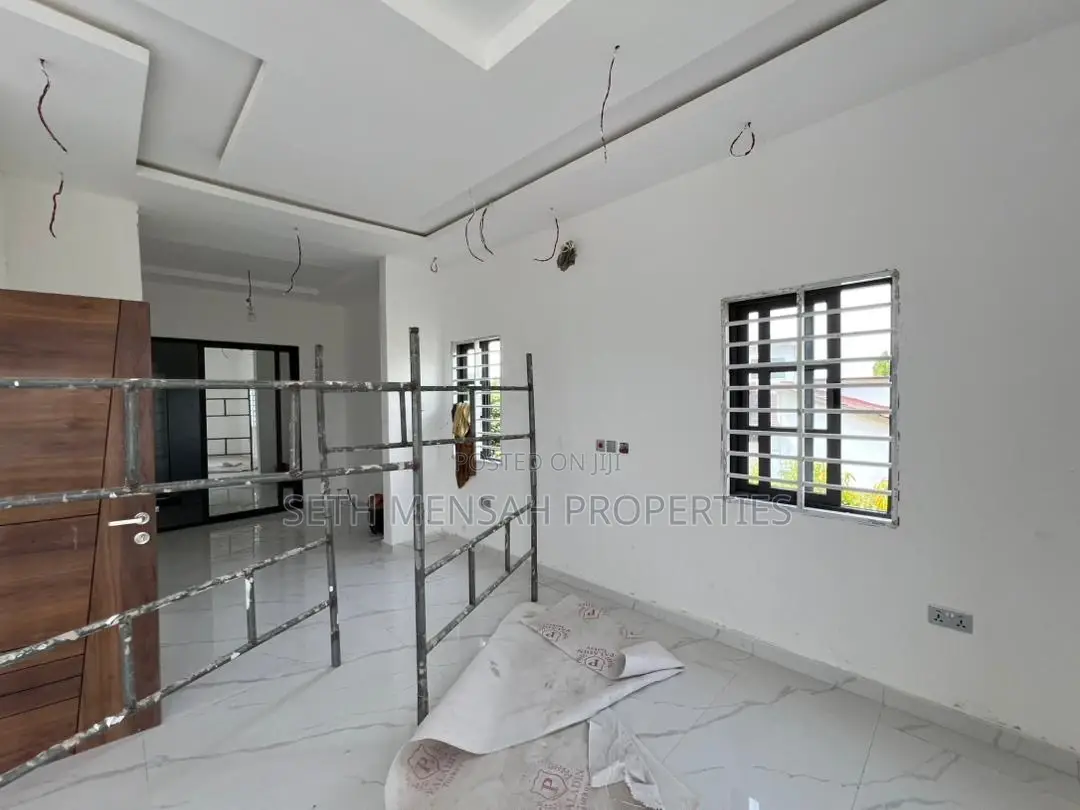 4bdrm House in Skm Property, West Legon for rent