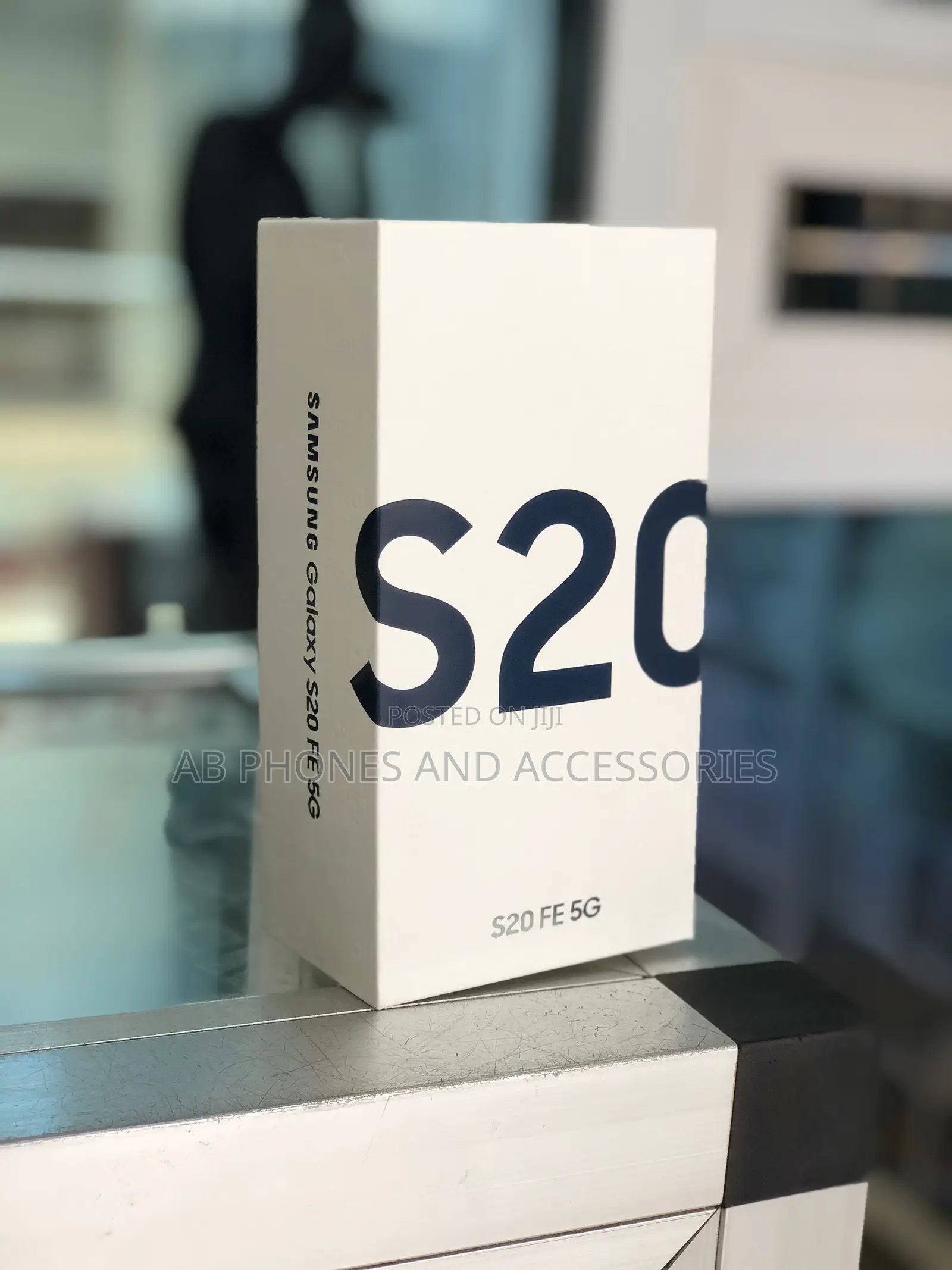 New Samsung Galaxy S20 FE 128 GB Blue
