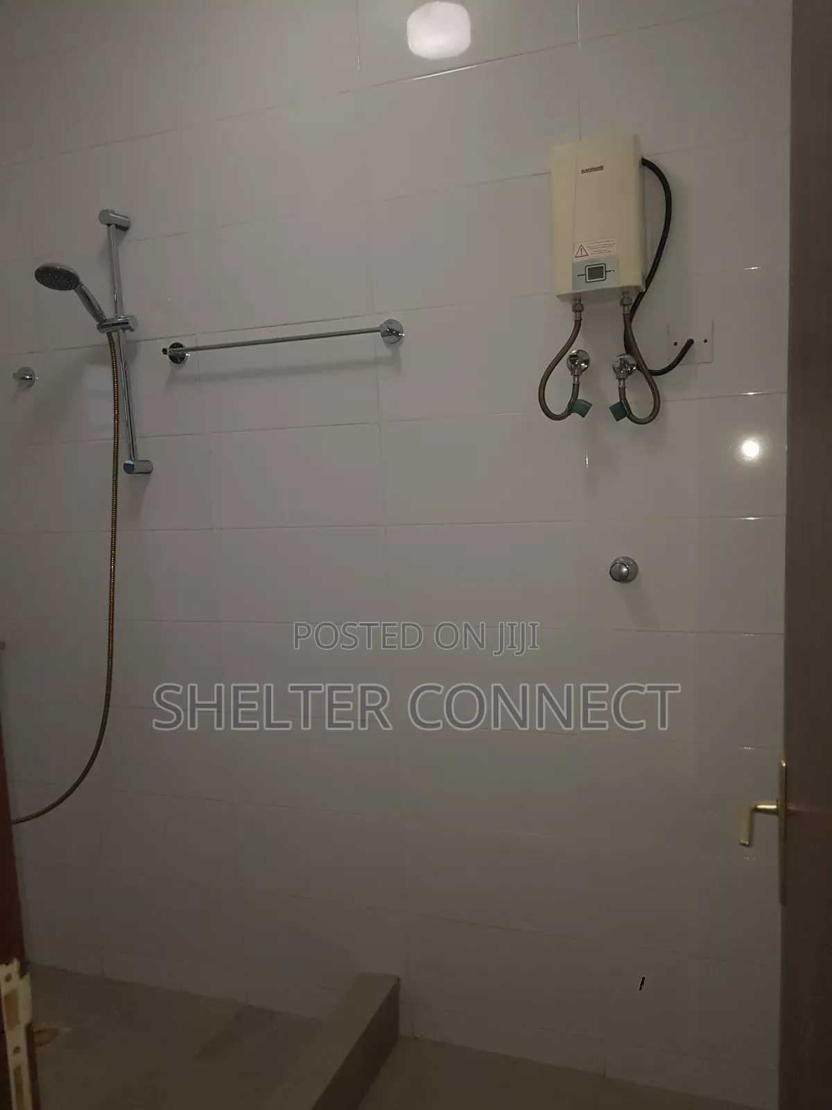 3bdrm Duplex in Oyarifa for sale