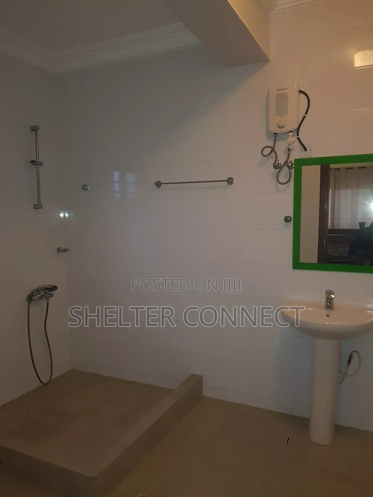 3bdrm Duplex in Oyarifa for sale