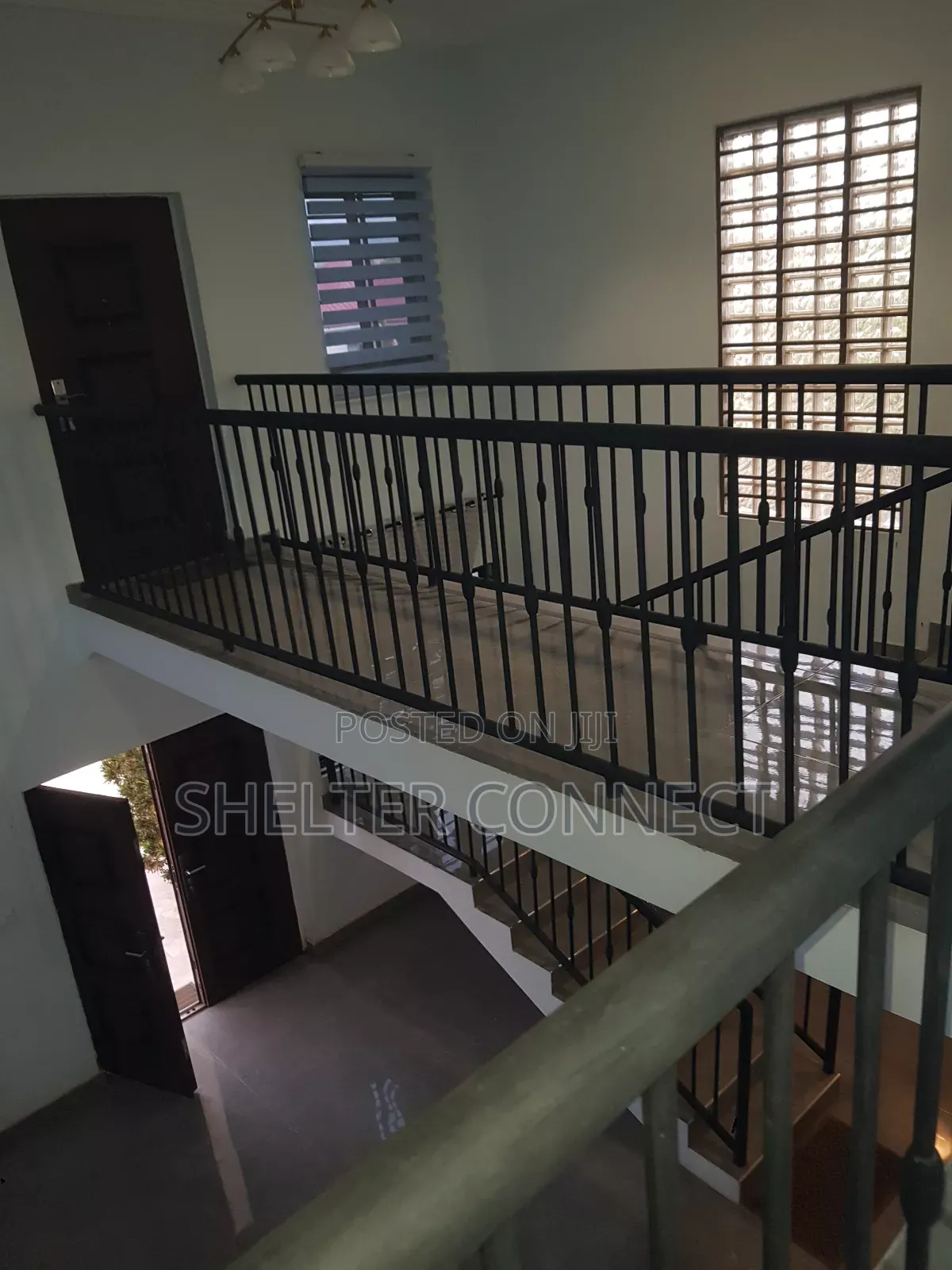 3bdrm Duplex in Oyarifa for sale