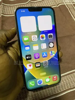 Photo - Apple iPhone 13 Pro Max 128 GB Blue