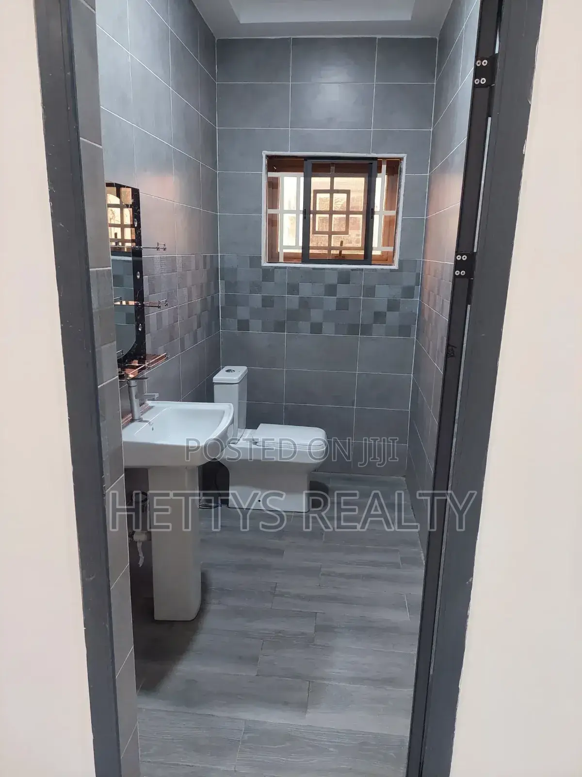 4bdrm House in Agbogba for sale