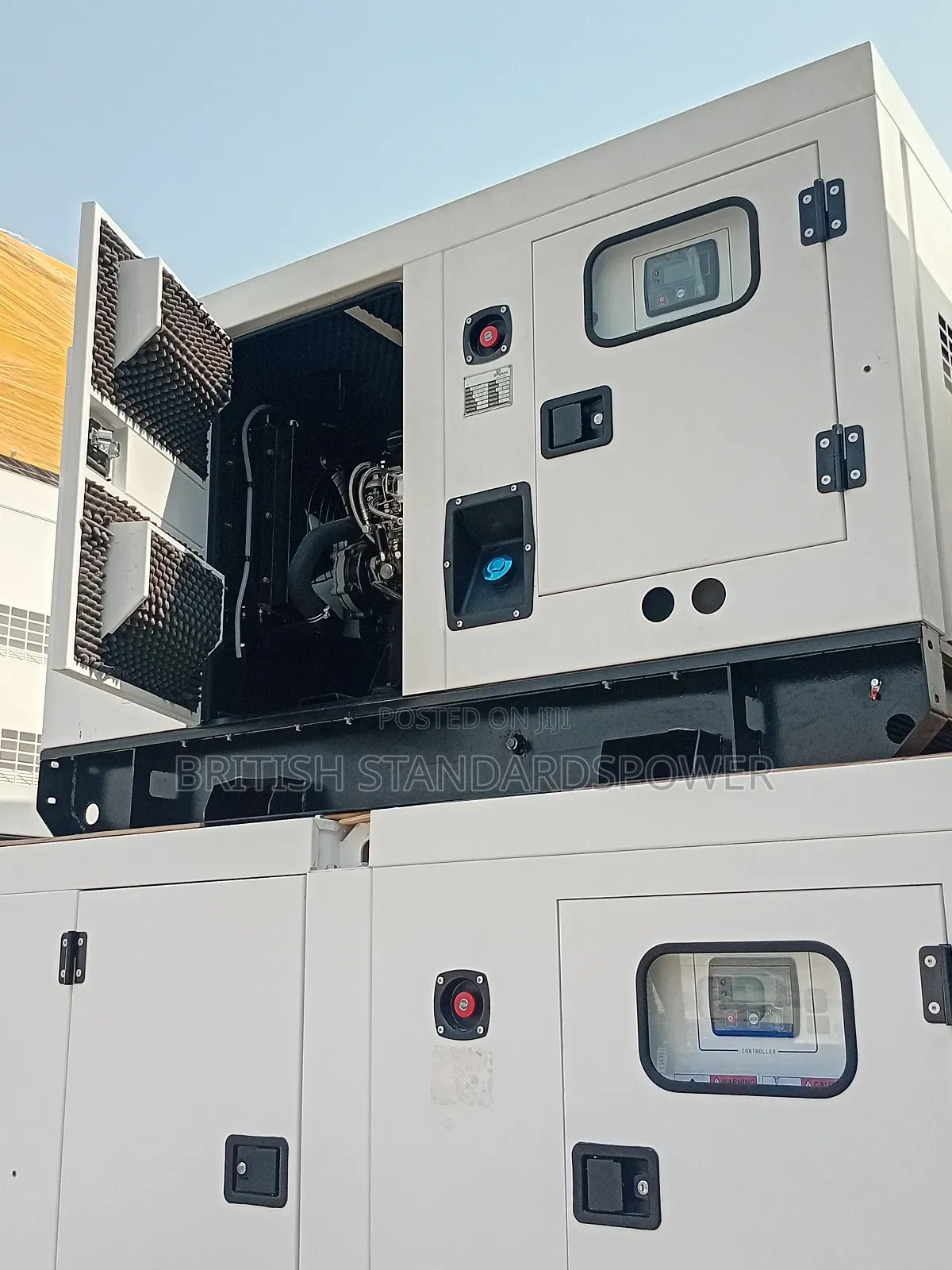 Newly Made Uk Perkins Silent Diesel Generator 22kva 18kw