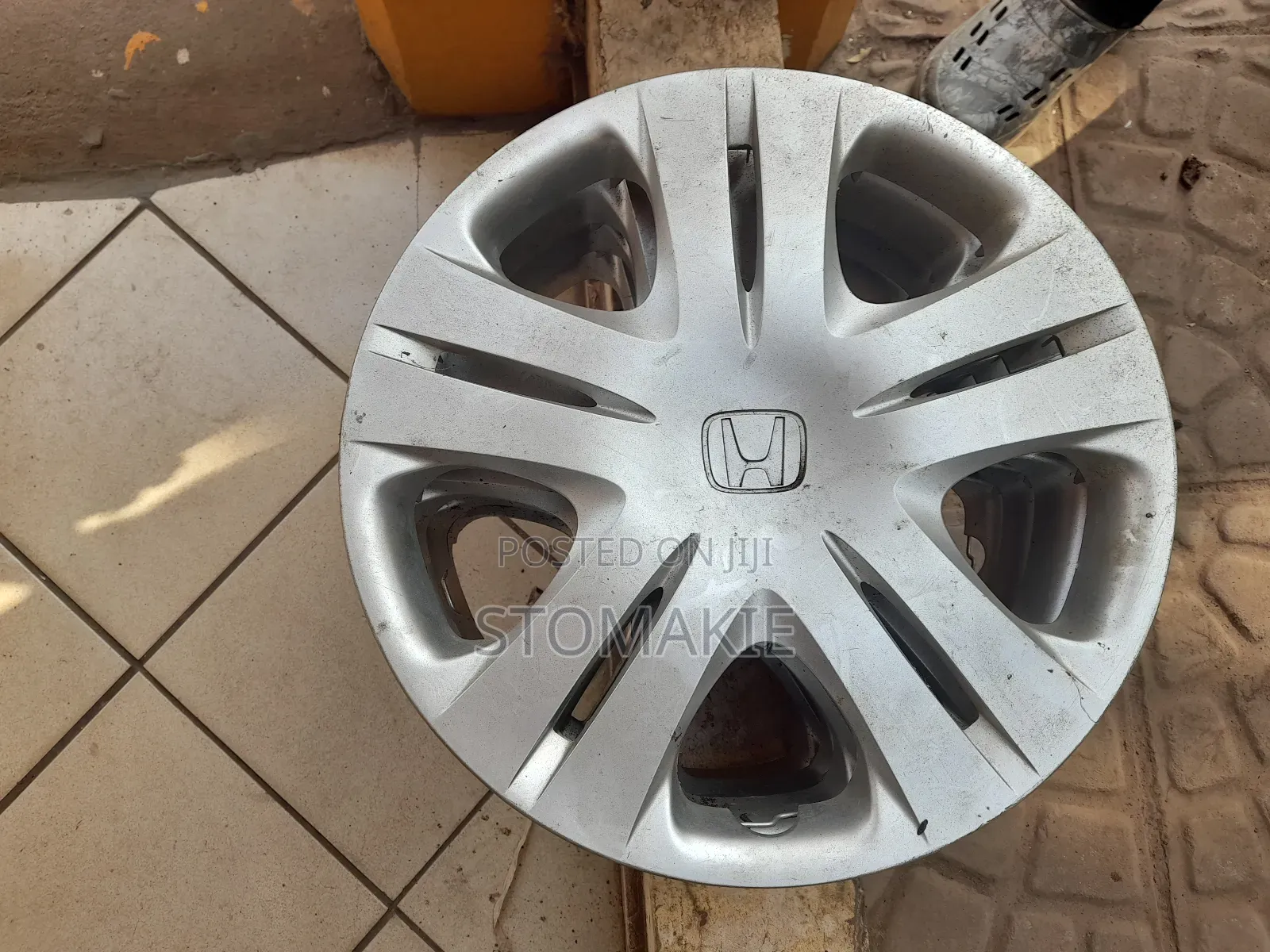 R15 Honda Wheel Cap Set