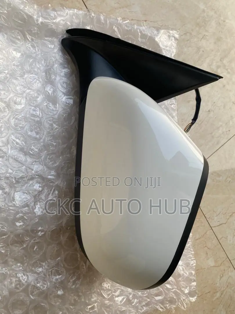 Hrv 2016 To 2019 Side Mirror  With Light