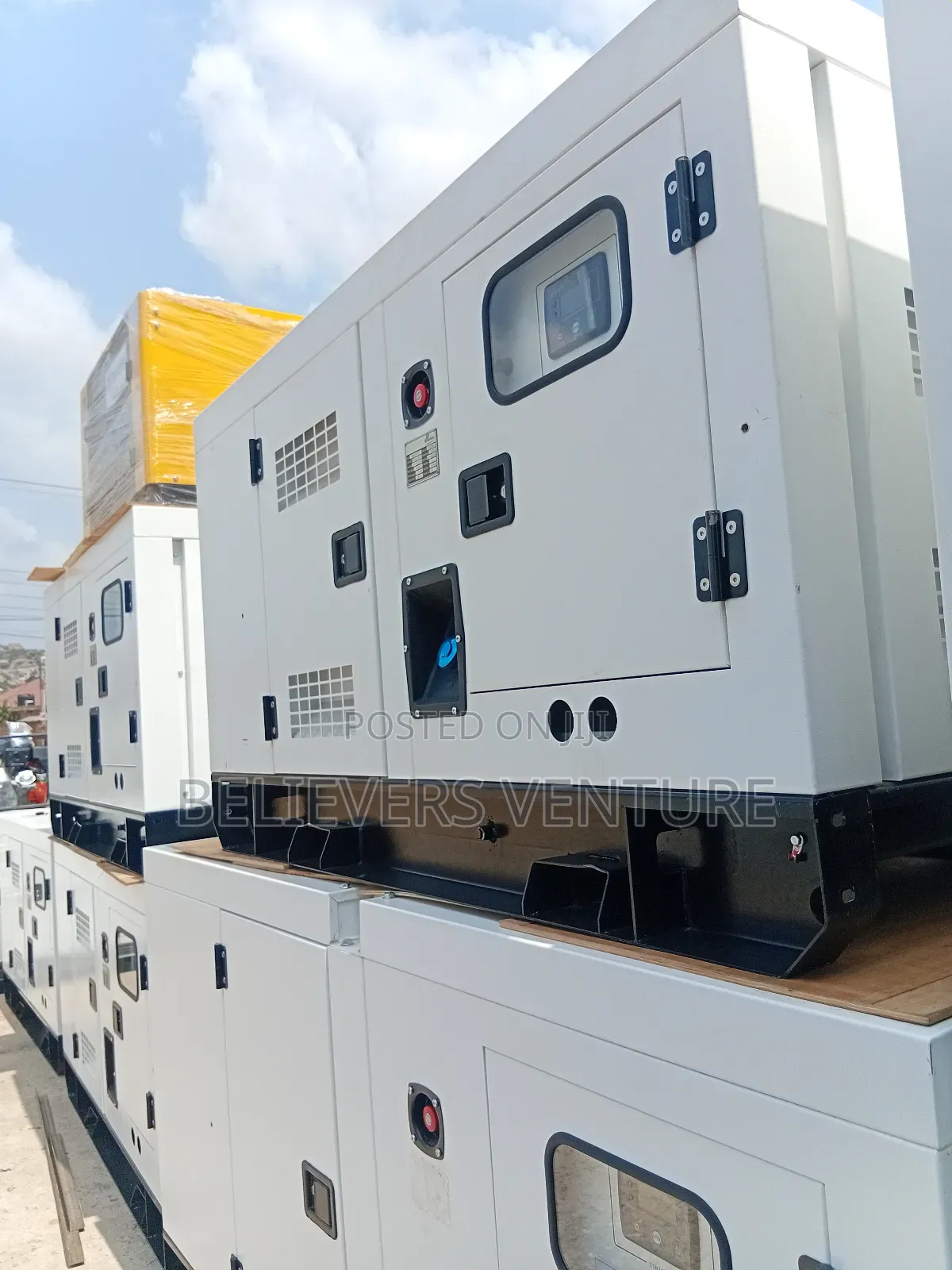 Super Powerful 22kva Perkins Diesel Generator Silent Model