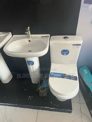 Water Closet Set With Basin