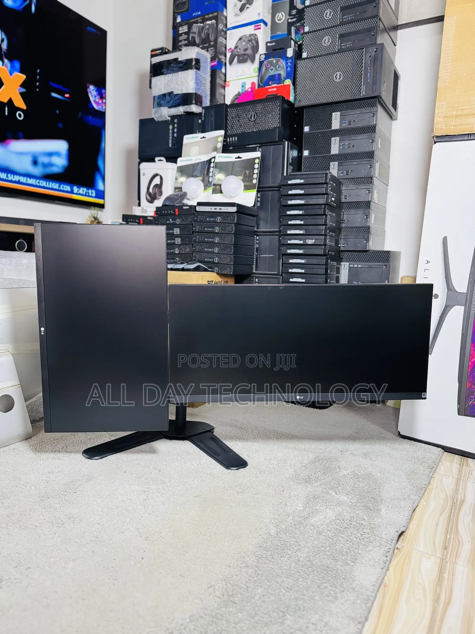 29” With 24” LG Dual Edgelss IPS Monitors ( 2560 X 1080 )