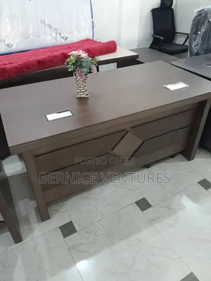 Ceo's Desk
