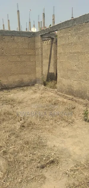 5bdrm House in Mark Estate At, Kumasi Metropolitan for sale