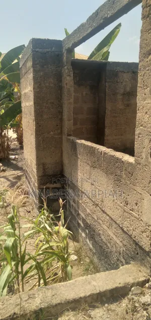 5bdrm House in Mark Estate At, Kumasi Metropolitan for sale