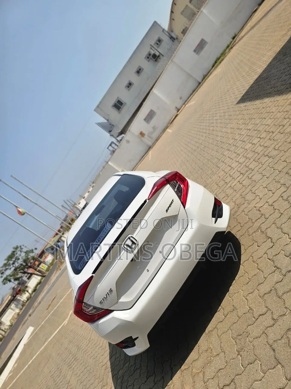 Honda Civic Sport 4dr Hatchback (1.5L 4cyl) 2017 White