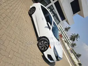 Honda Civic Sport 4dr Hatchback (1.5L 4cyl) 2017 White