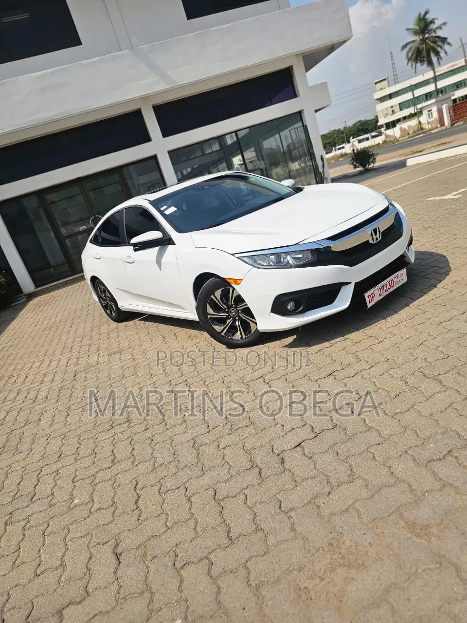 Honda Civic Sport 4dr Hatchback (1.5L 4cyl) 2017 White
