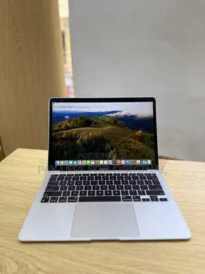 Laptop Apple MacBook Air 2020 M1 8GB Apple M1 SSD 512GB