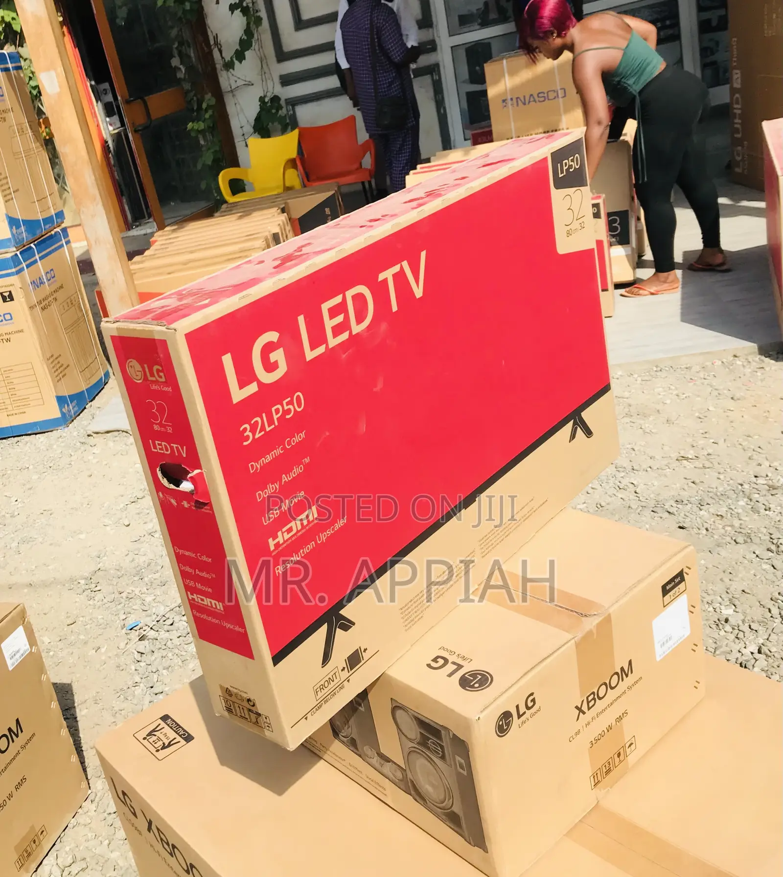 Affordable LG 32LQ6300 32 Inch FHD Smart Screen Television.