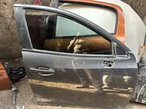 TOYOTA YARIS 2017/ TOYOTA IA Doors and Fender