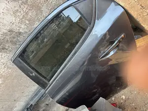 TOYOTA YARIS 2017/ TOYOTA IA Doors and Fender