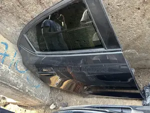 TOYOTA YARIS 2017/ TOYOTA IA Doors and Fender