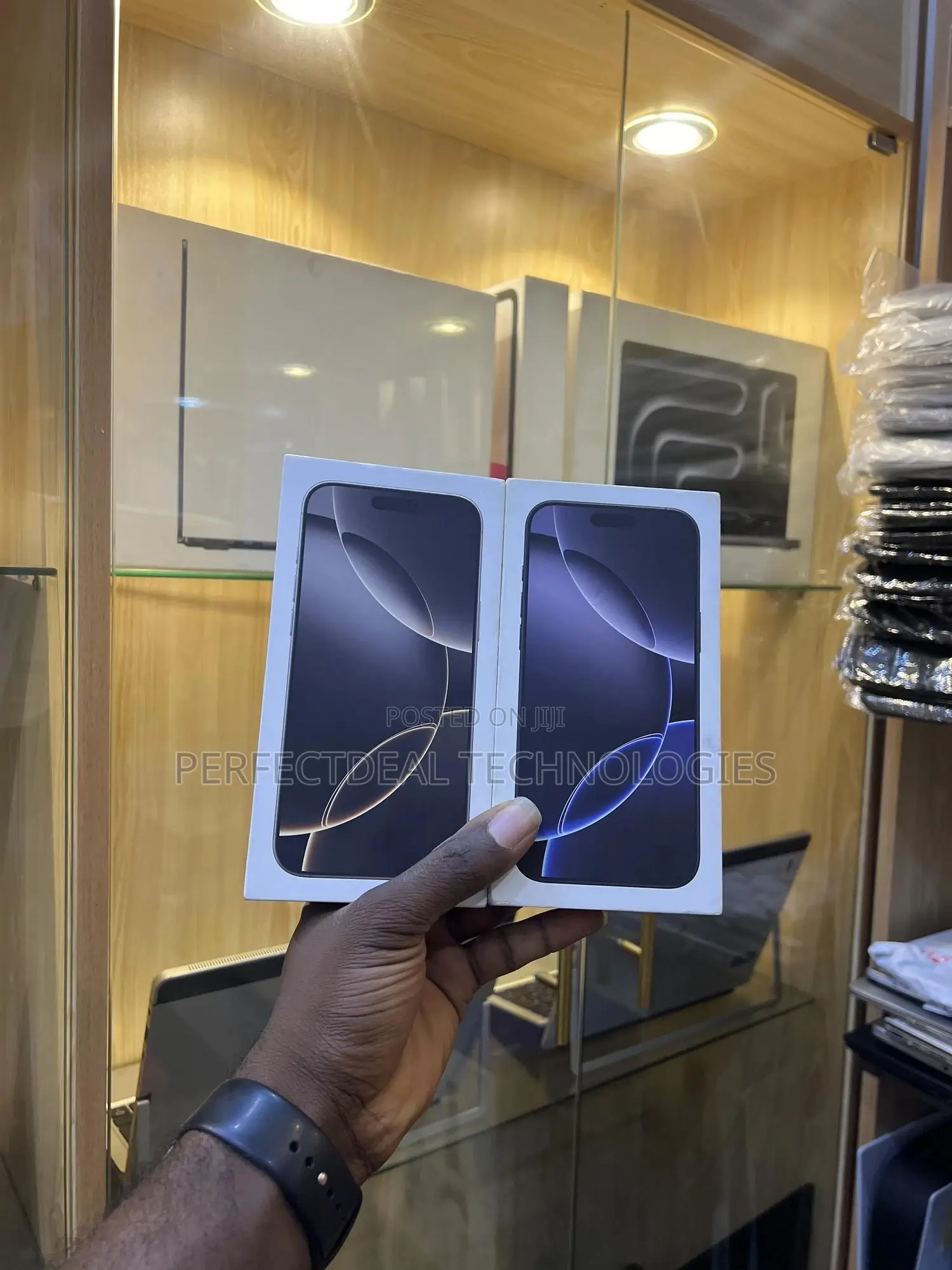 New Apple iPhone 16 Pro Max 256 GB White