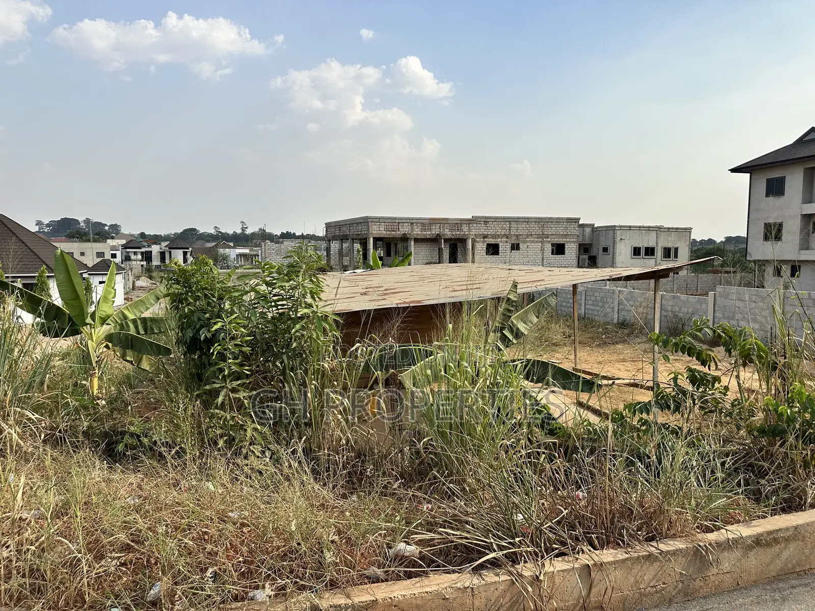 One Full Plot for Sale at Diamond Hills.