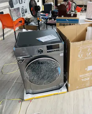 Powerful Performance TCL 11kg Front Load Washing Machine.