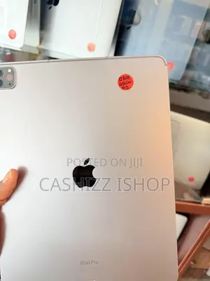 Apple iPad Pro 12.9 (2022) 128 GB Gray