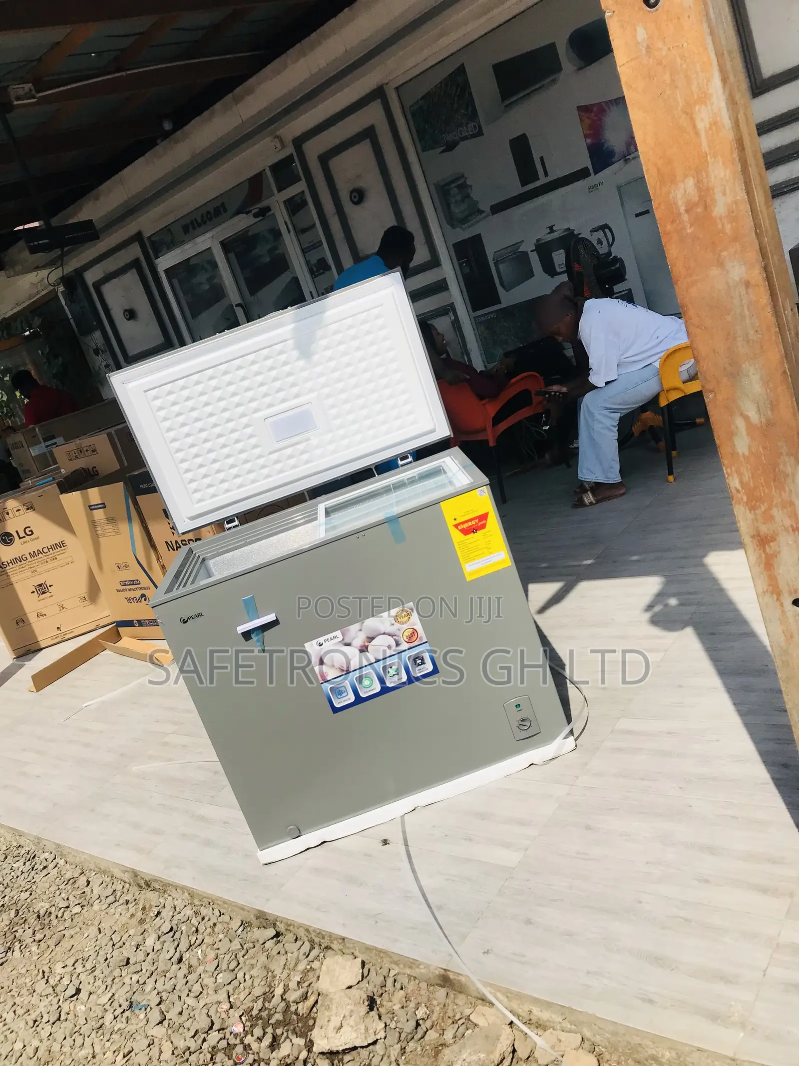Pearl Chill Haven 200 Liters PCF-240 Singledoor Freezer