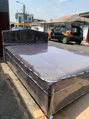 Queen Size Inbuilt With Mattress