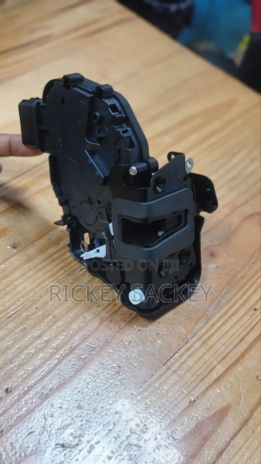 Actuator R L Freelander 2 Evoque Discovery Range Rover Sport