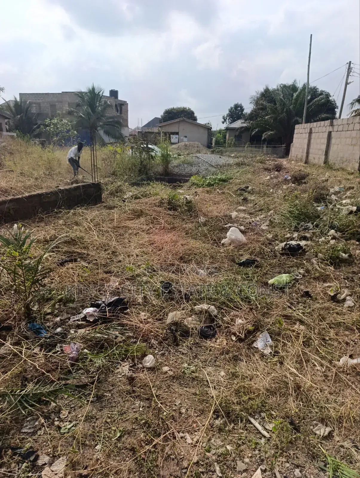 An Uncompleted 4 Bedroom House for Sale