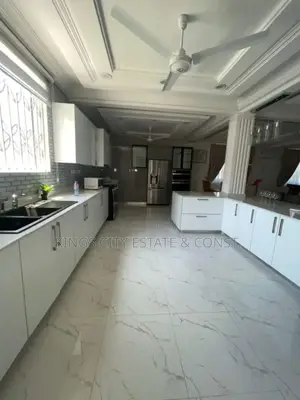 Furnished 5bdrm House in Kokobite-Road, Weija for sale