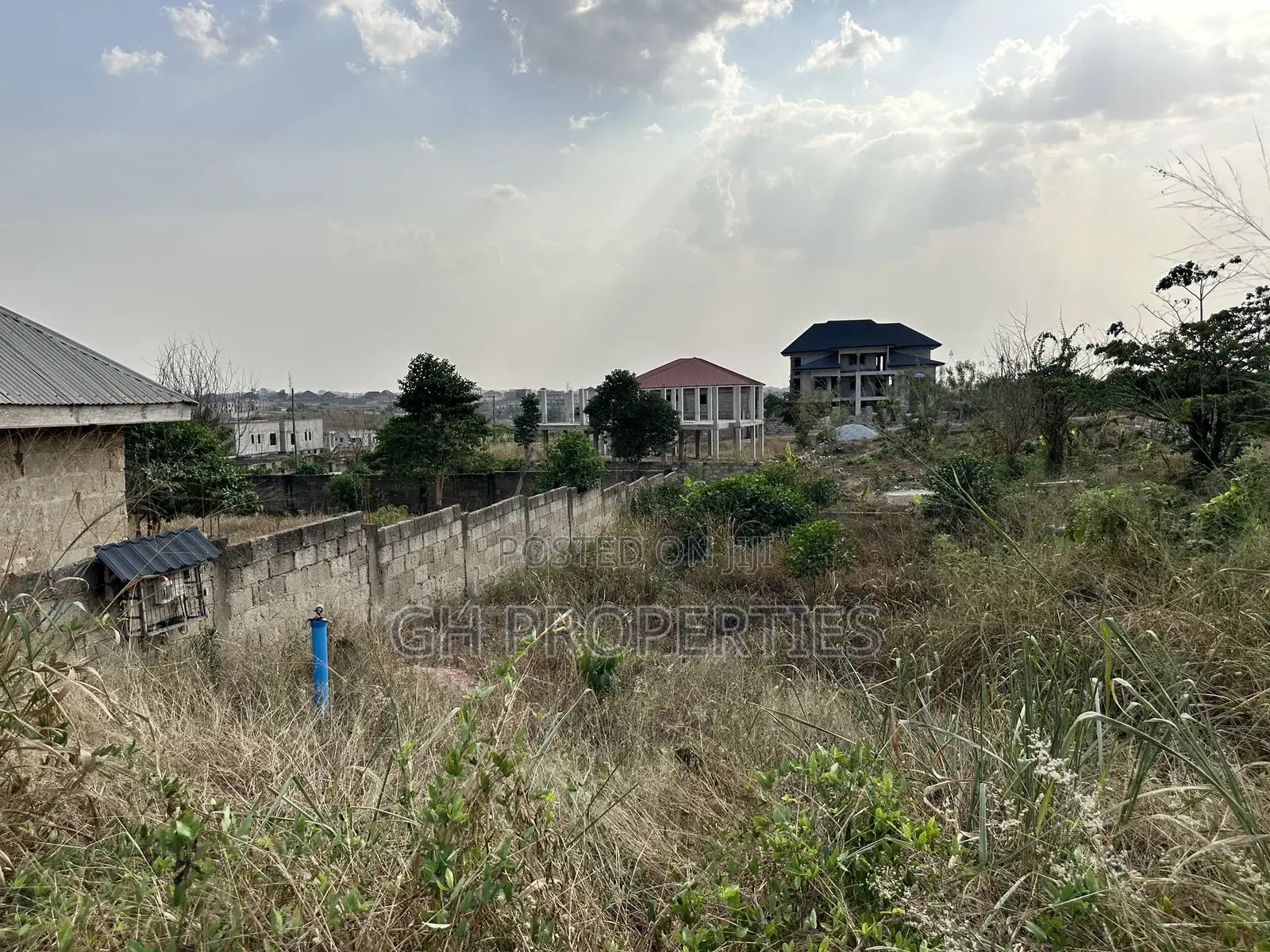 One Plot for Sale at Diamond Hills.