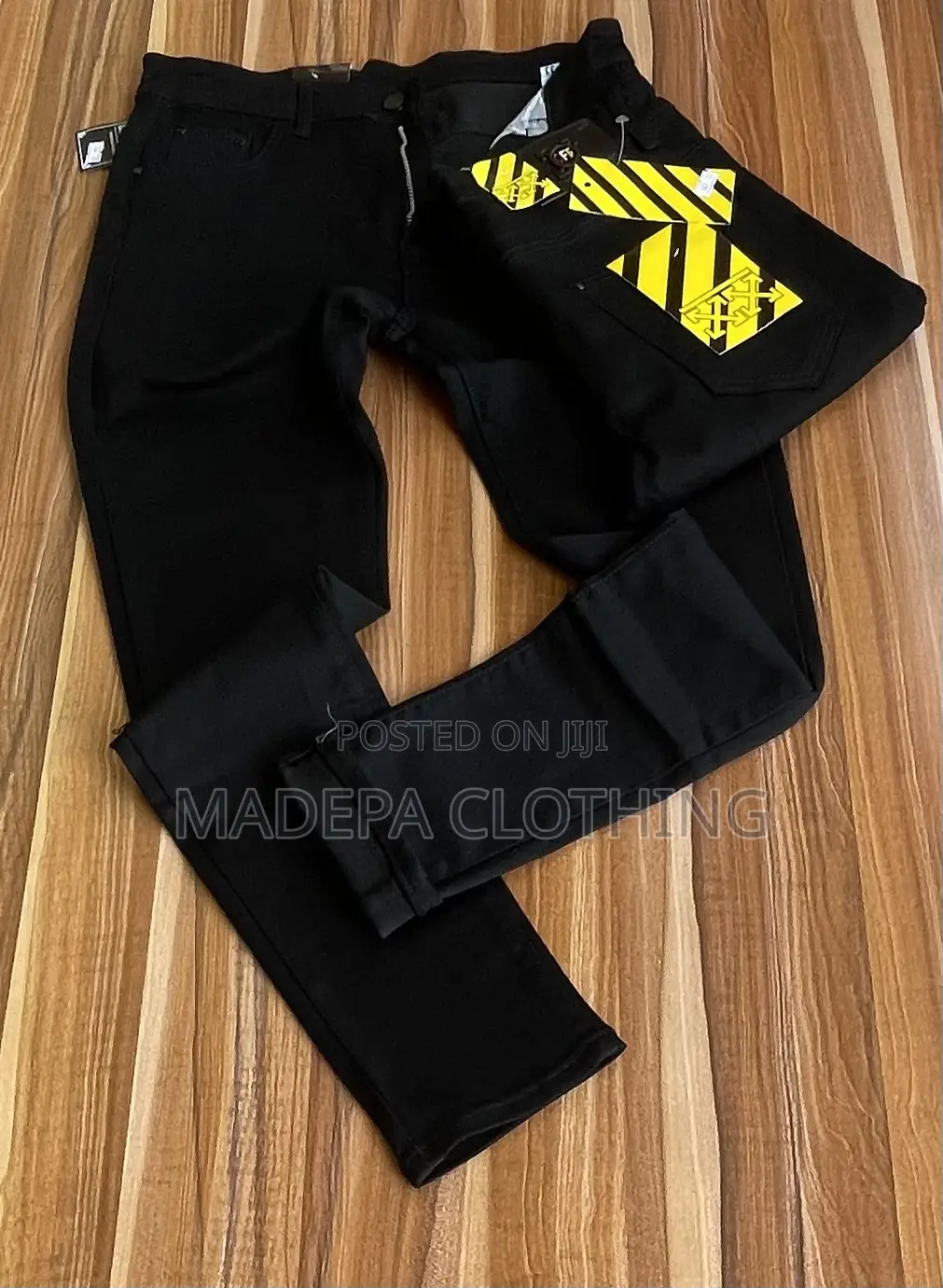 Quality Louis Vuitton Black Jeans for Men
