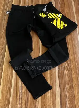 Quality Louis Vuitton Black Jeans for Men