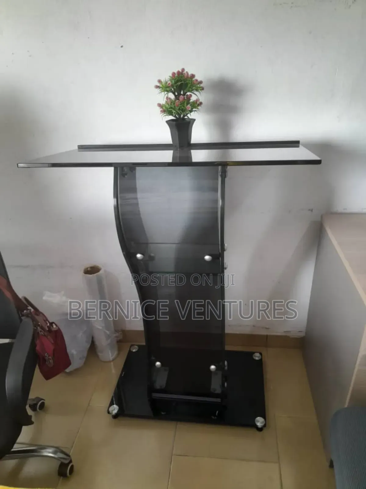 Transparent Pulpits