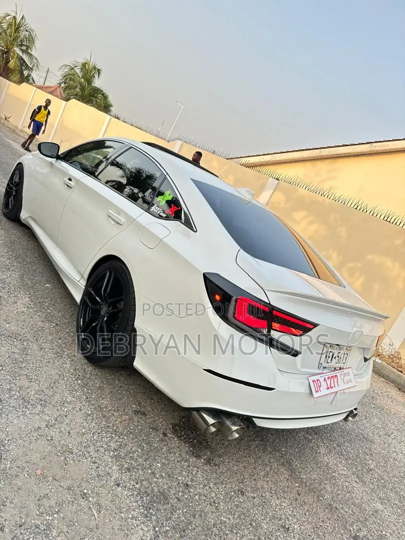 Honda Accord Sport 2.0T 2020 White