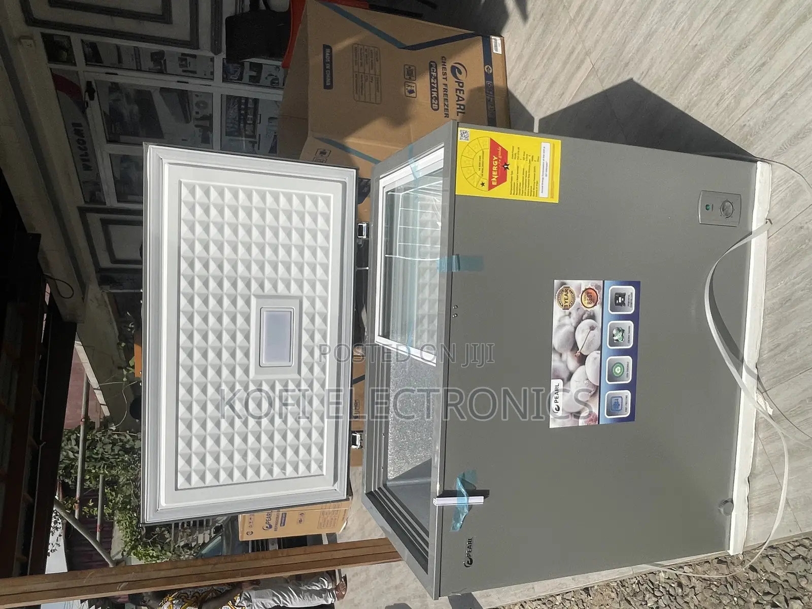 Secure Food(Pearl 200liters Single Door Chest Freezer)