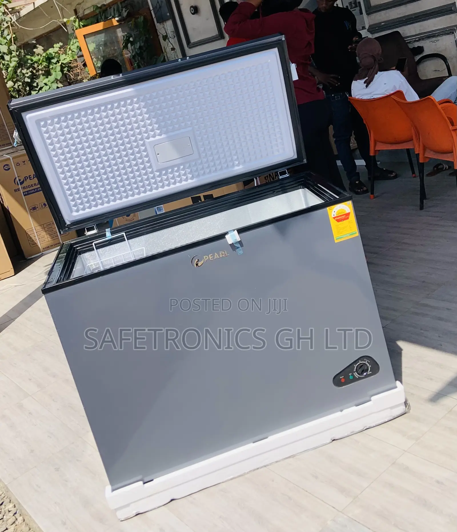 Get New Frosty 250 Liters Pearl Singledoor Freezer