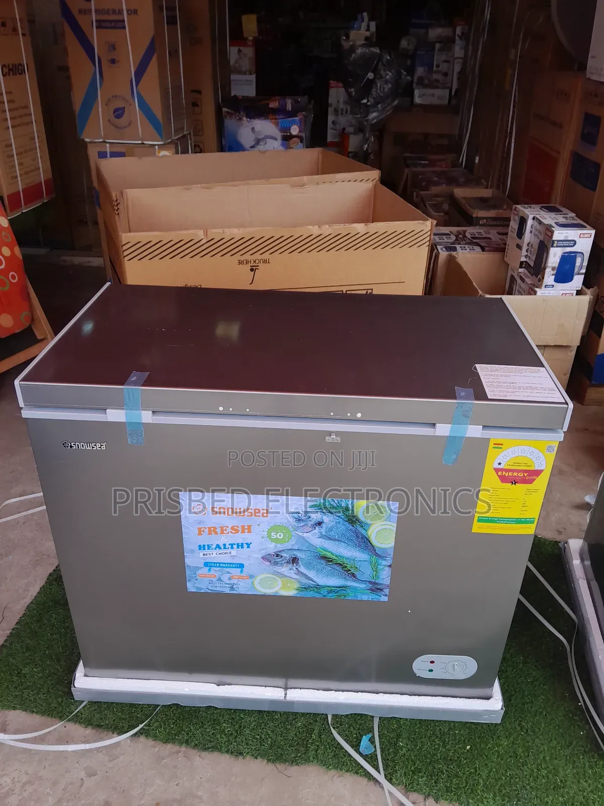 Snowsea Durable Chest Freezer 192 Litres[]