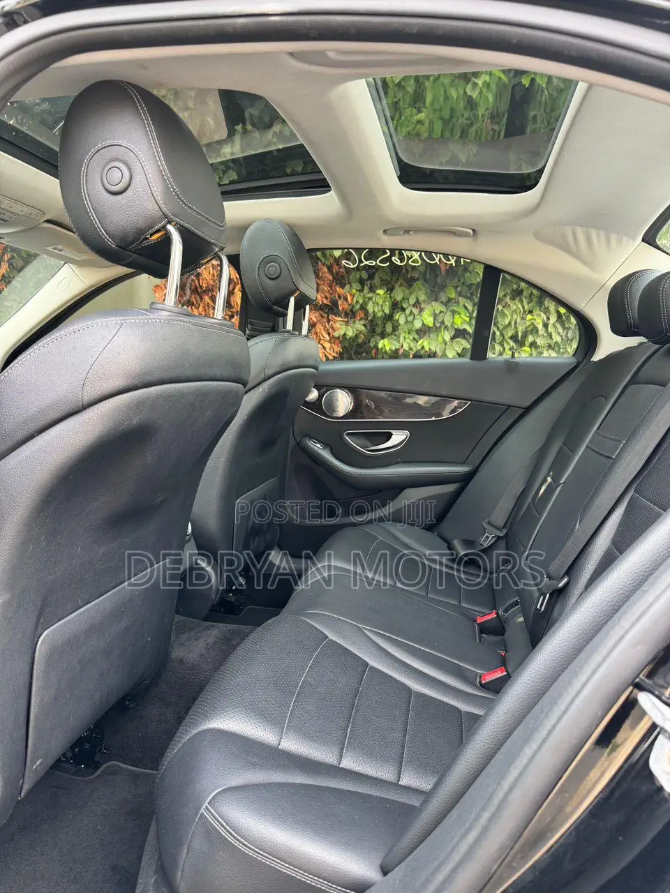 Mercedes-Benz C300 Luxury 4Matic Sedan AWD (2.0L 4cyl 7A) 2016 Black